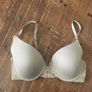 Soma nude 32DD Bra